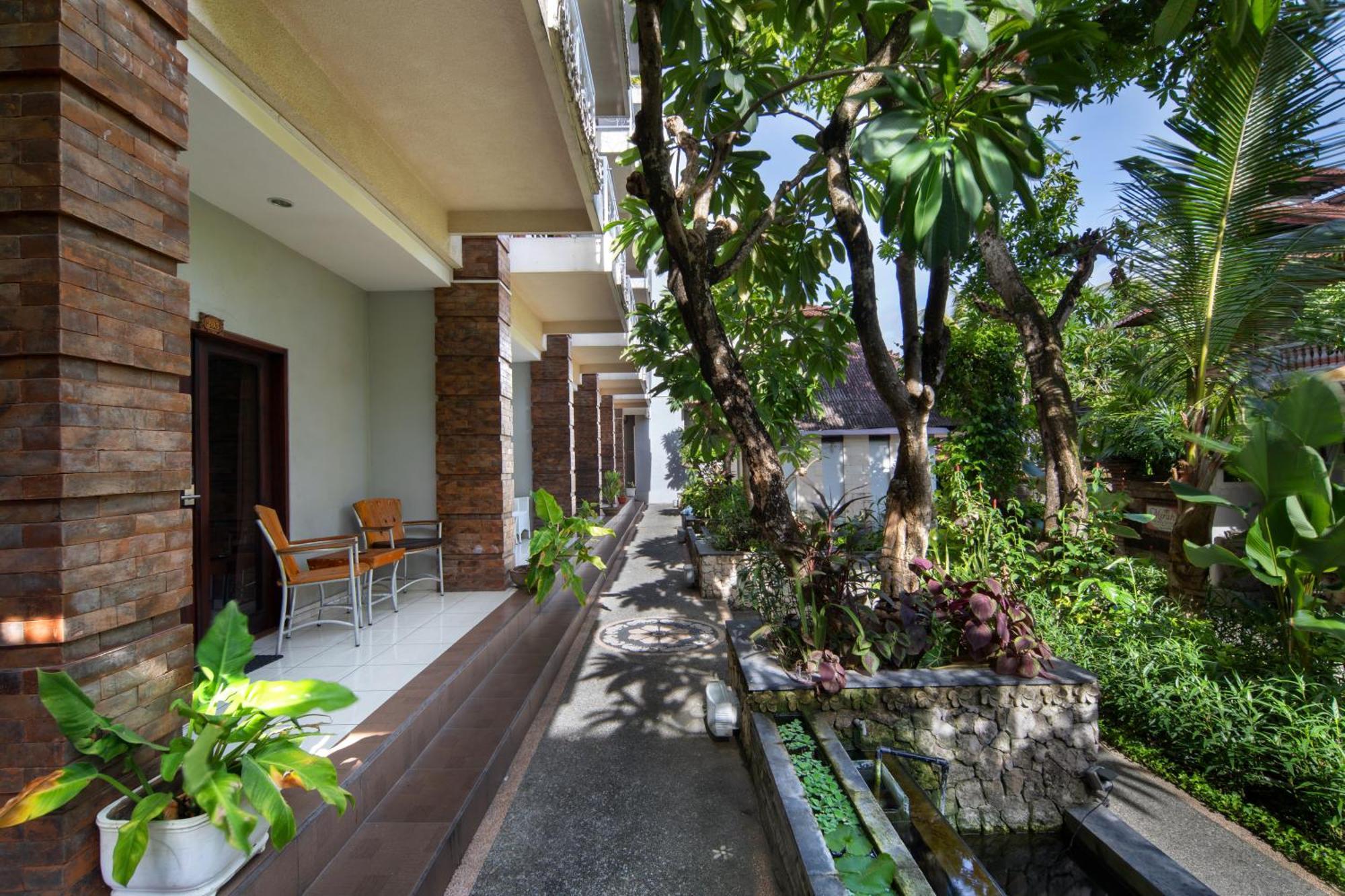 Legian Village Beach Resort - Chse Certified Exterior photo